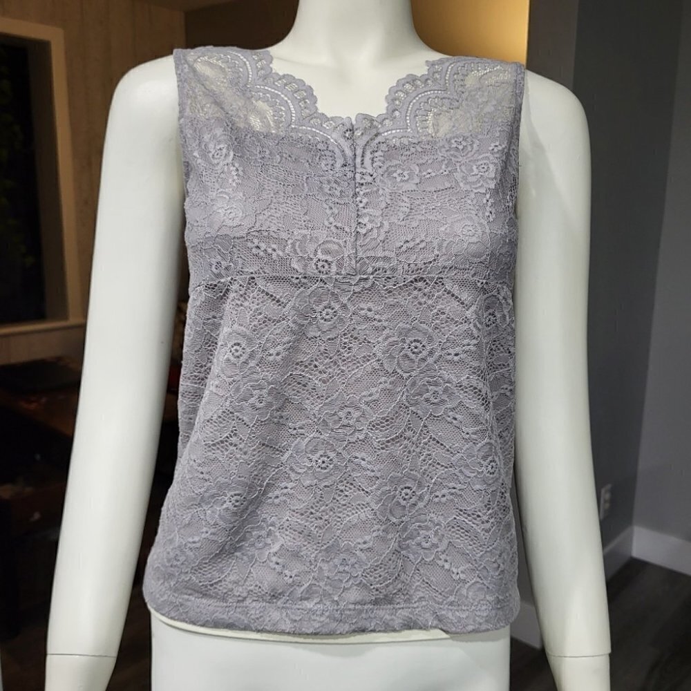 ROPÉ PICNIC - Lace layers Tank Tops